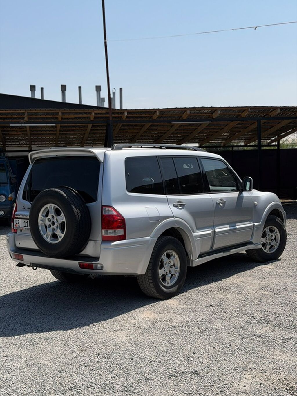 Mitsubishi Pajero: 2003 г., 3.7 л, Автомат, Бензин, Внедорожник: фото 2