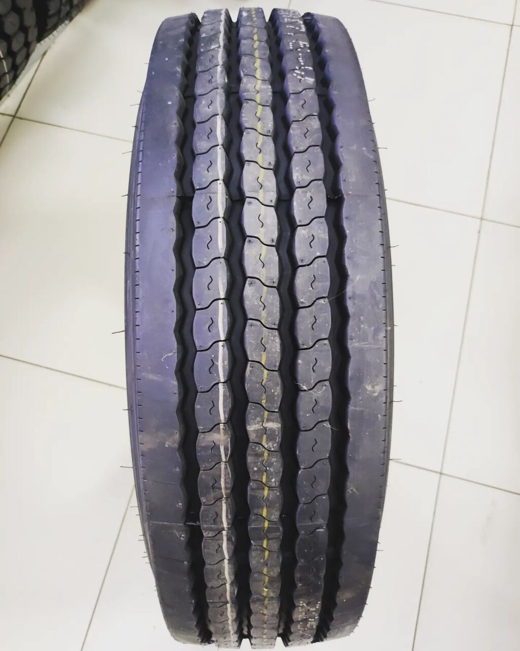 Шина грузовая BOTO 235/75 R17.5 18PR: фото 2