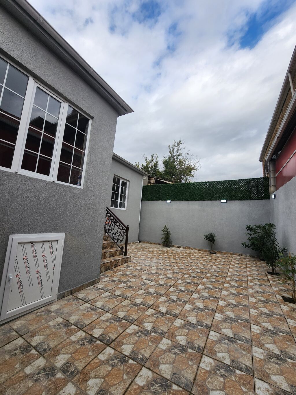10 otaq, 2 kv. m, Kredit yoxdur, Yeni təmirli