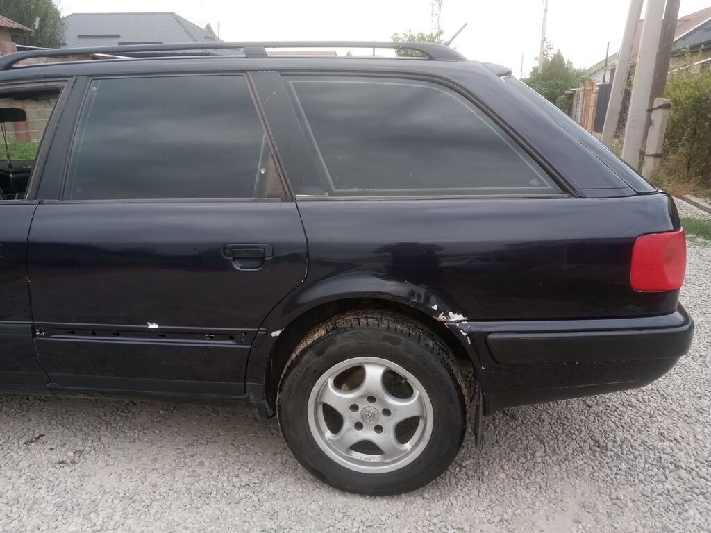 Audi 100: 1992 г., 2.6 л, Механика, Бензин, Универсал: фото 5