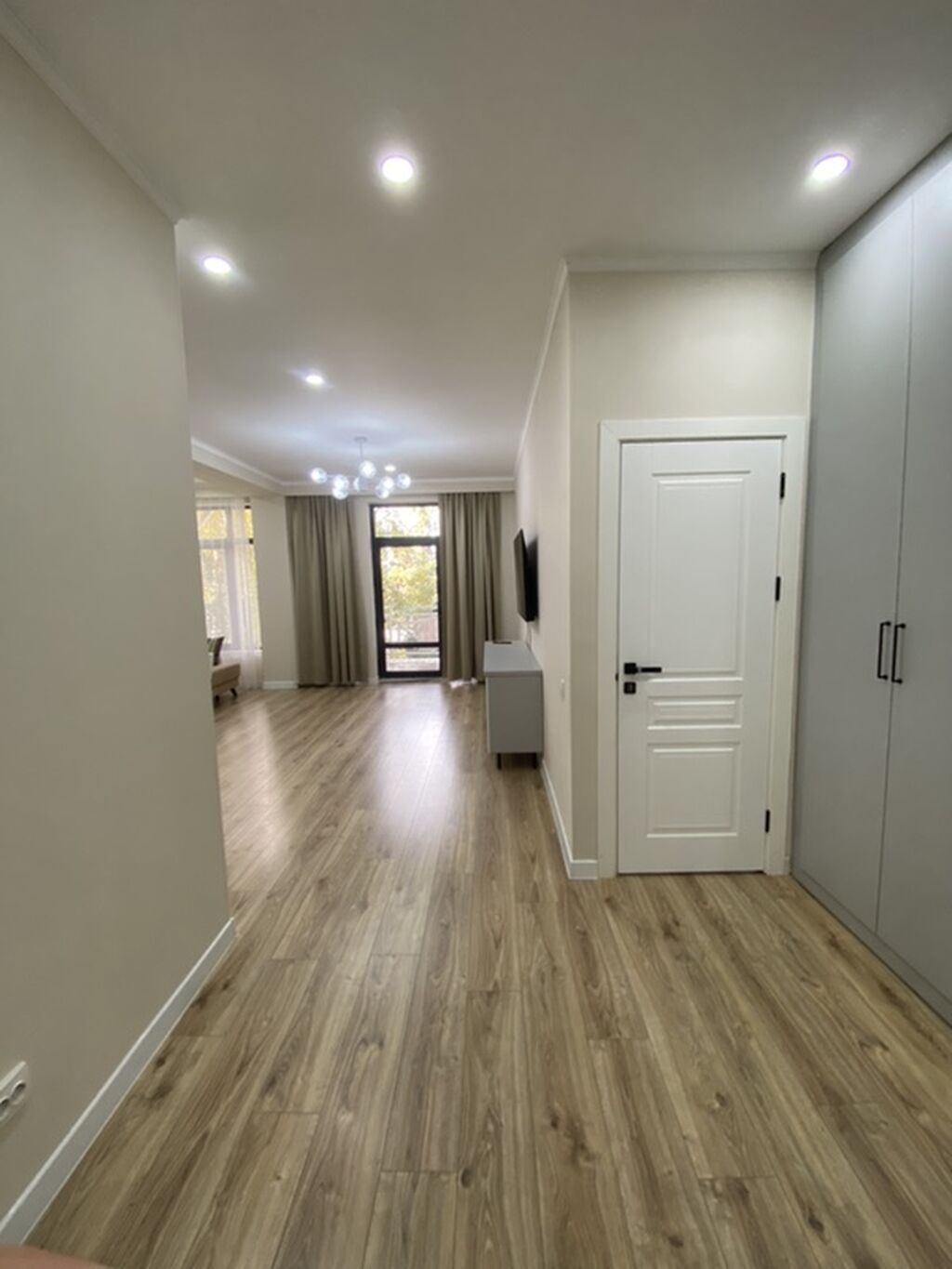 2 комнаты, 64 м², Элитка, 2 этаж, Дизайнерский ремонт: фото 4