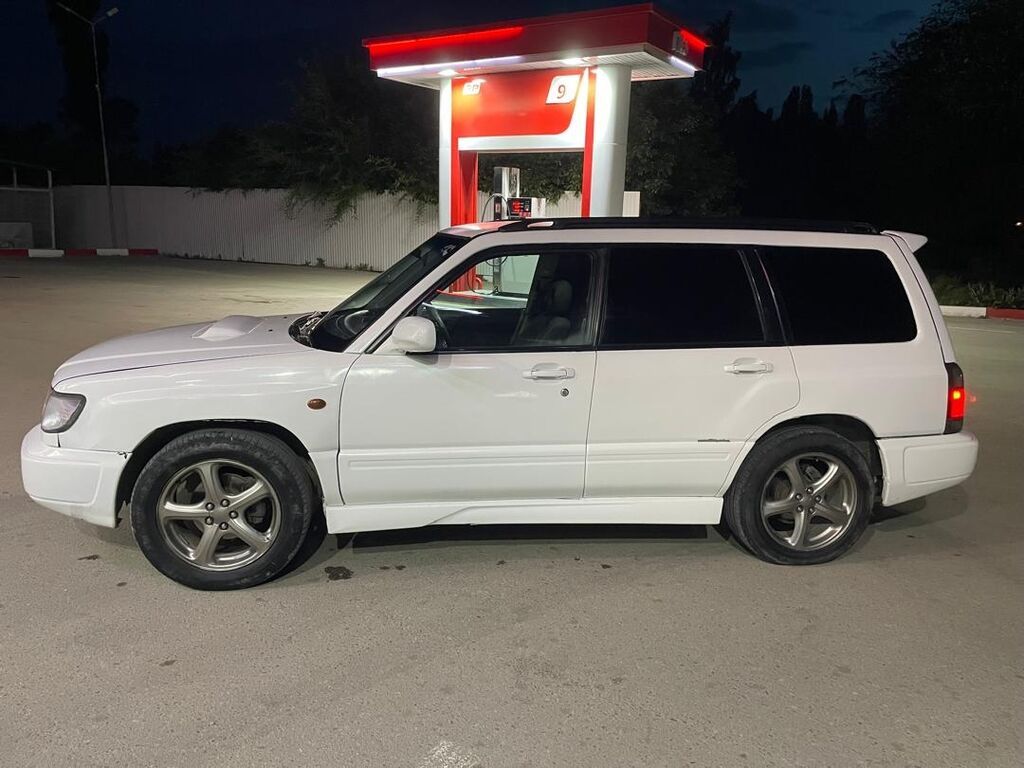 Subaru Forester: 1997 г., 2 л, Автомат, Бензин, Универсал: фото 2