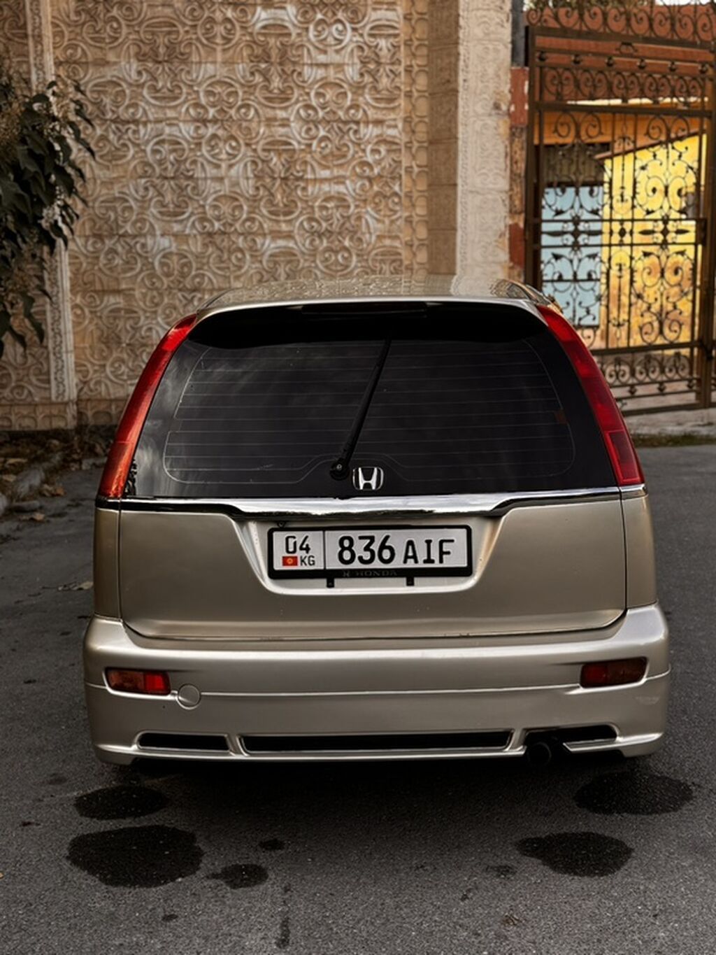 Honda Stream: 2003 г., 2 л, Автомат, Бензин, Минивэн: фото 5