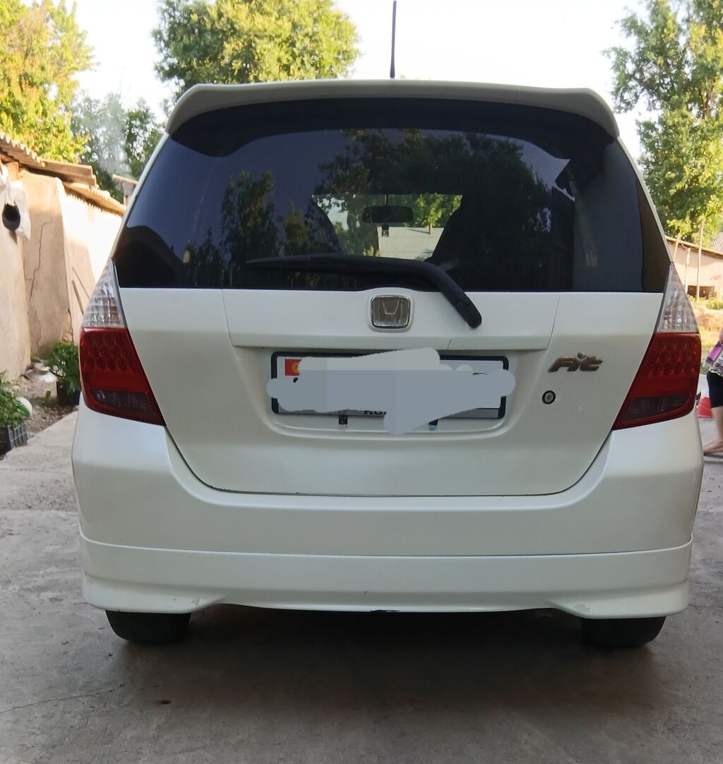 Honda Fit: 2004 г., 1.3 л, Автомат, Бензин, Хэтчбэк: фото 1