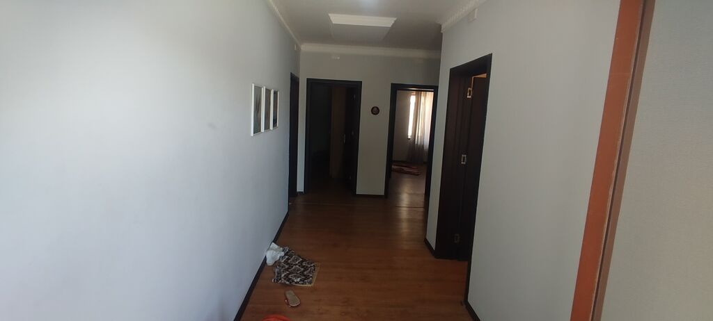 3 otaqlı, 135 kv. m, Yeni təmirli