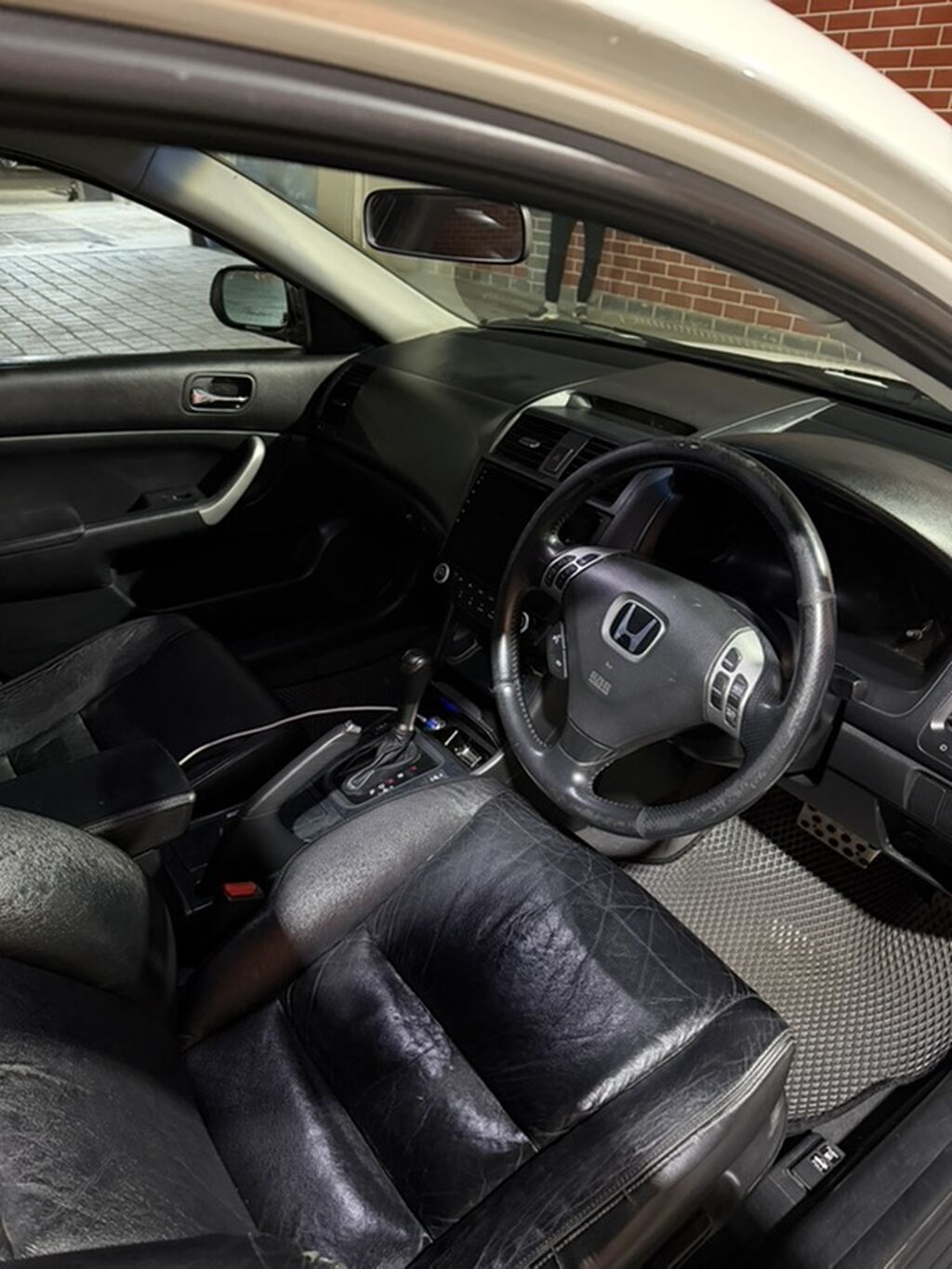 Honda Accord: 2003 г., 2.4 л, Автомат, Бензин, Седан: фото 6