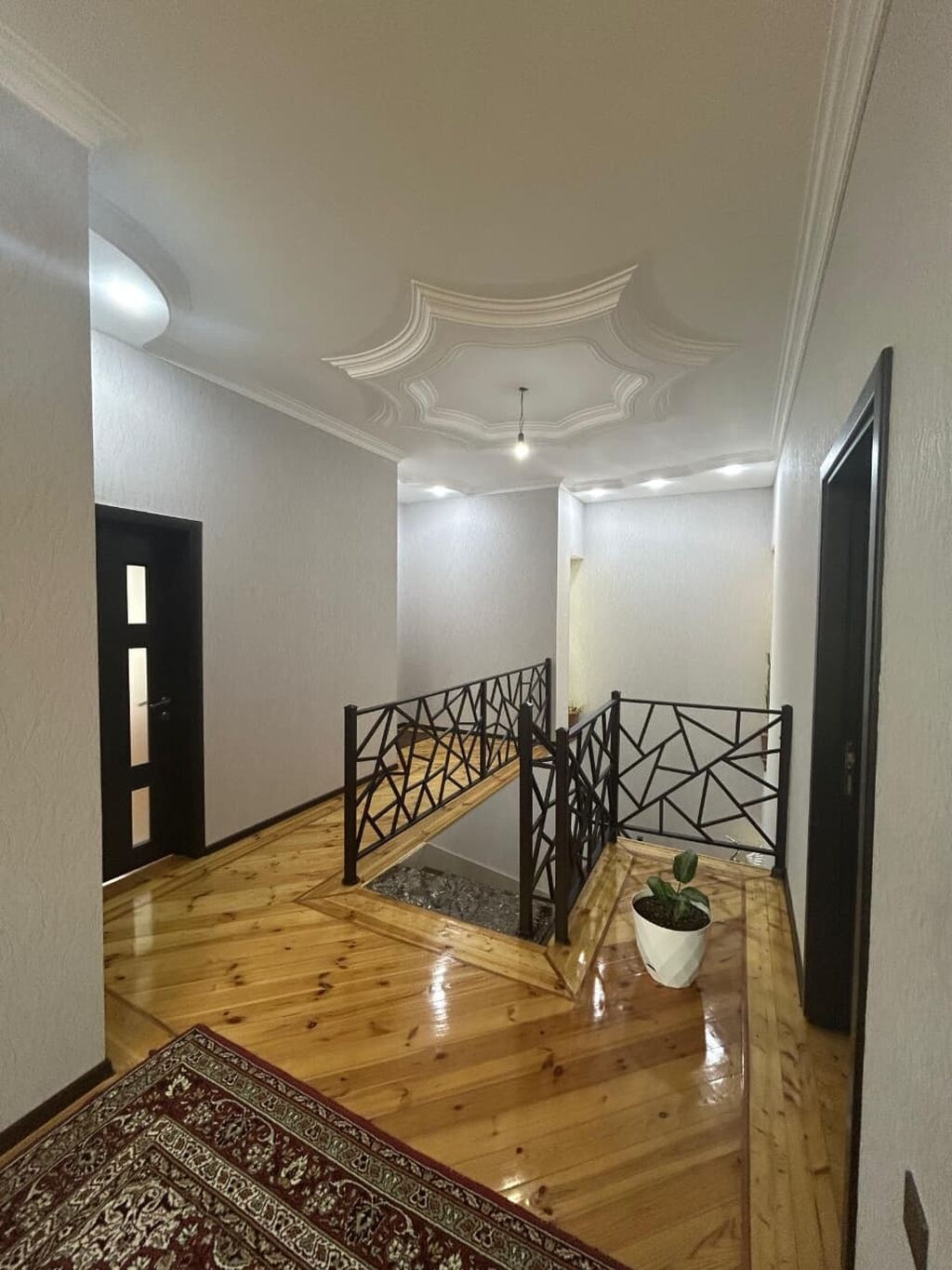 6 otaqlı, 200 kv. m, Kredit yoxdur, Yeni təmirli