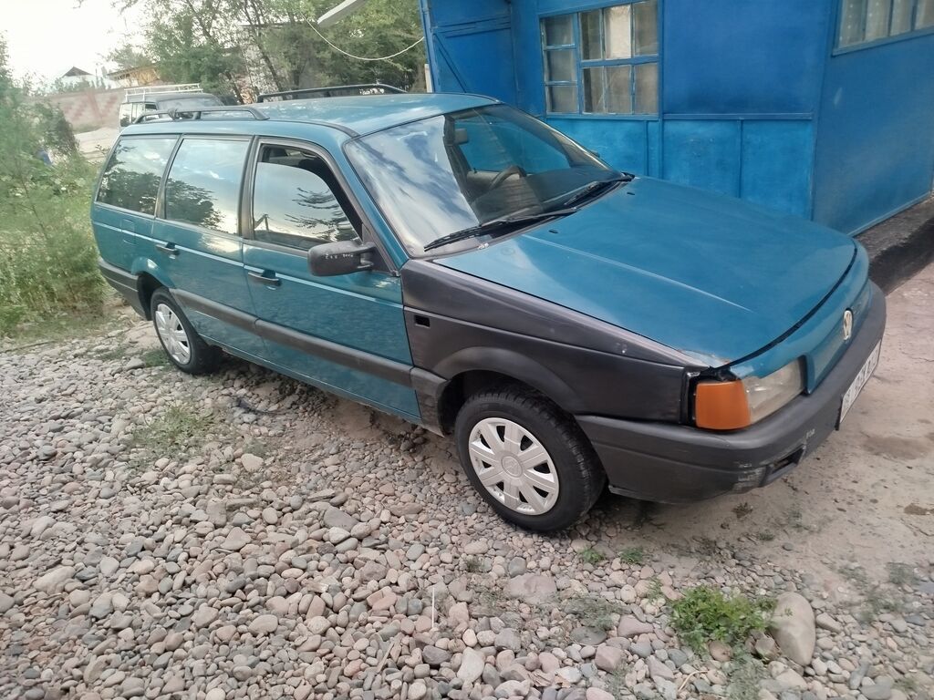 Volkswagen Passat: 1991 г., 1.8 л, Механика, Бензин, Универсал: фото 7