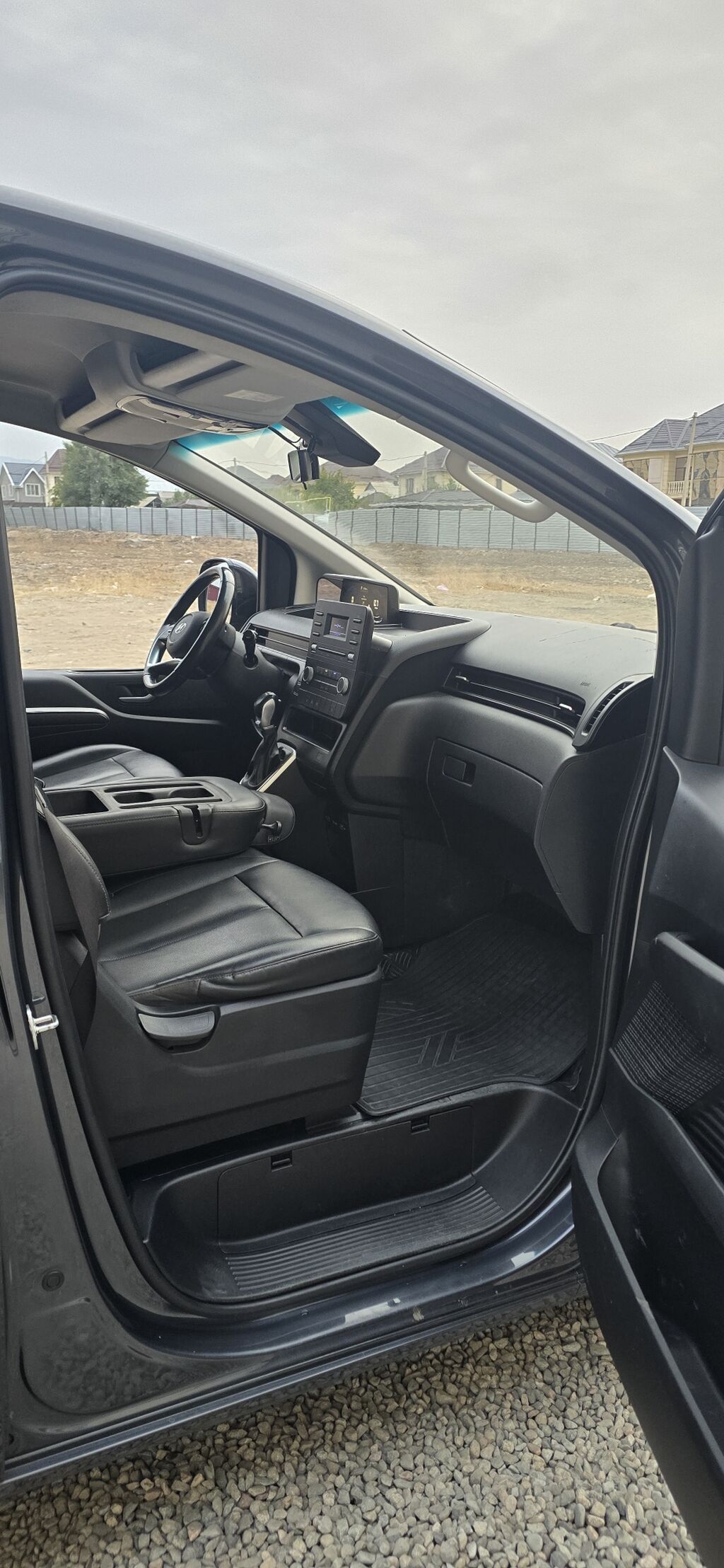 Hyundai Staria: 2021 г., 2.2 л, Автомат, Дизель, Фургон: фото 7