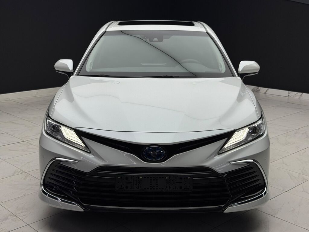 Toyota Camry: 2023 г., 2.5 л, Автомат, Гибрид, Седан: фото 5