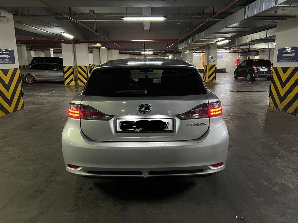 Lexus CT: 2011 г., 1.8 л, Автомат, Гибрид, Хэтчбэк: фото 4