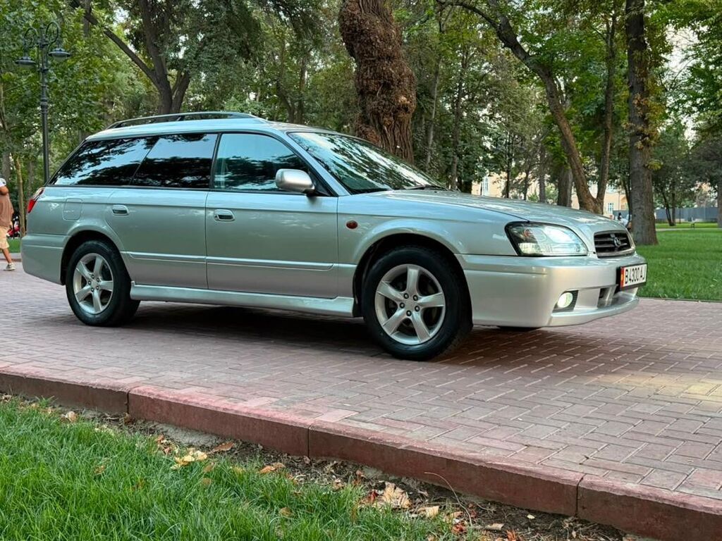 Subaru Legacy: 2001 г., 2 л, Автомат, Бензин, Универсал: фото 2