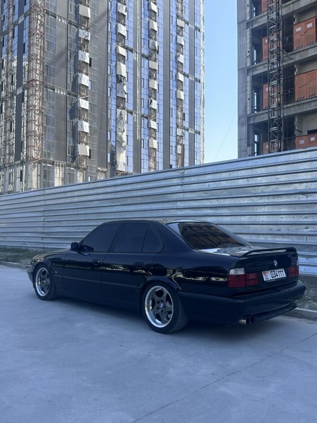 BMW 5 series: 1994 г., 4.4 л, Механика, Седан: фото 2