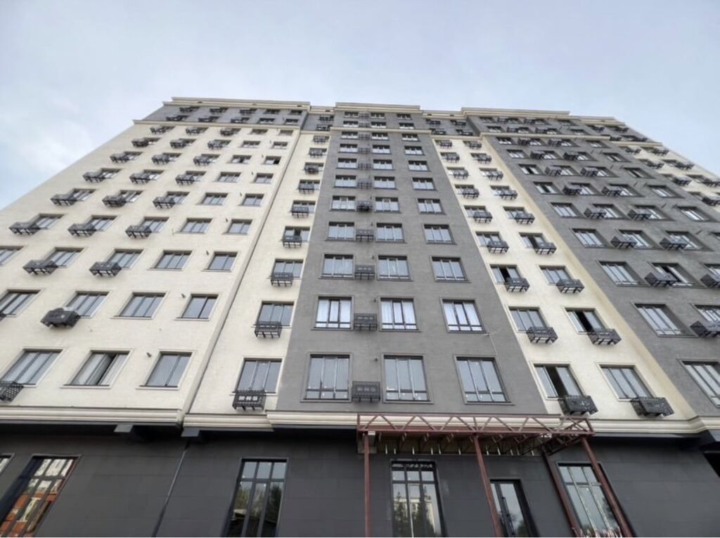 2 комнаты, 70 м², Аламедин-1 мкр Элитка, 2 этаж, Свежий ремонт: фото 1