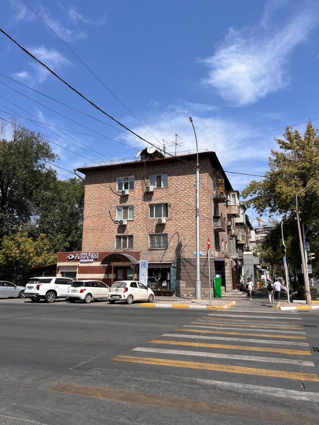 Аренда офисов, 48 м², В жилом комплексе, 1 линия, С отдельной кухней, С отдельным сан узлом: фото 3