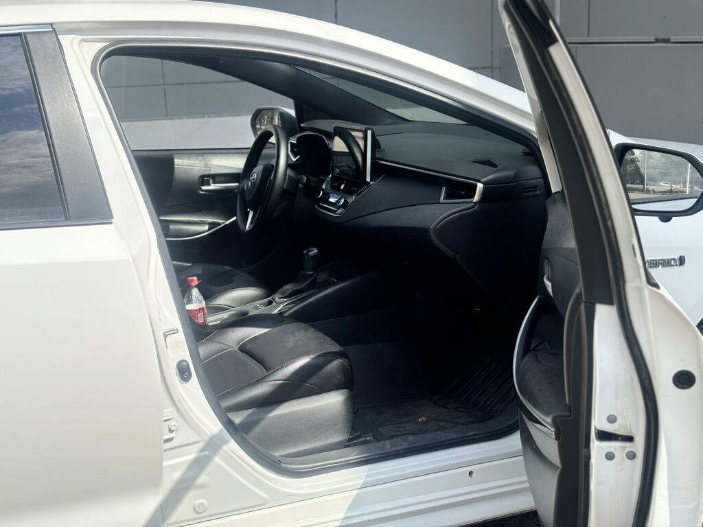 Toyota Levin: 2021 г., 1.8 л, Гибрид, Седан: фото 4