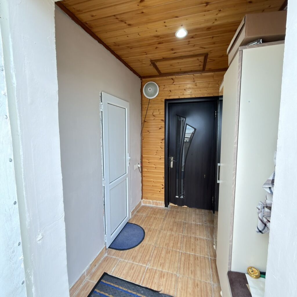 3 otaqlı, 90 kv. m, Orta təmir
