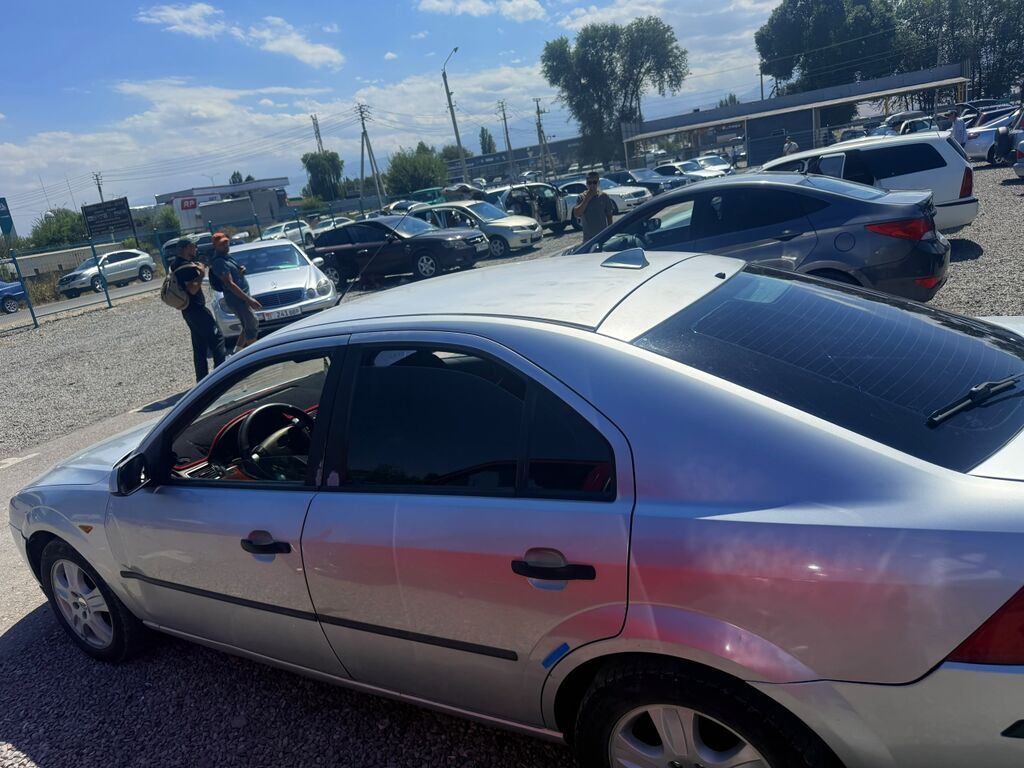 Ford Mondeo: 2000 г., 2 л, Автомат, Бензин, Хэтчбэк: фото 5