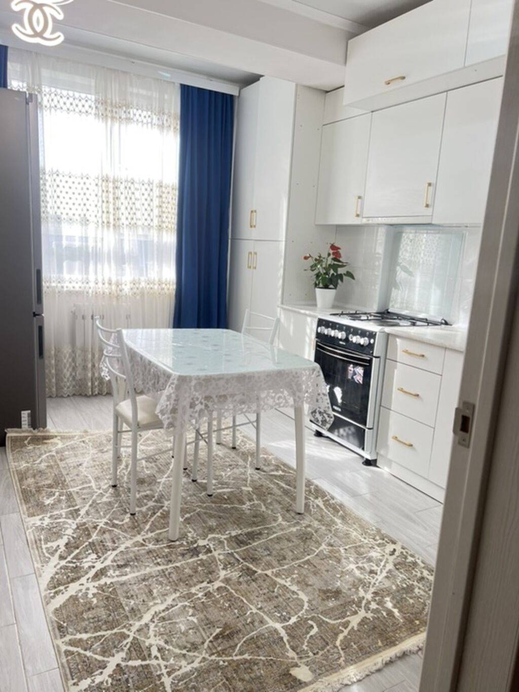 2 комнаты, 60 м², Тунгуч мкр Элитка, 6 этаж, Евроремонт: фото 2