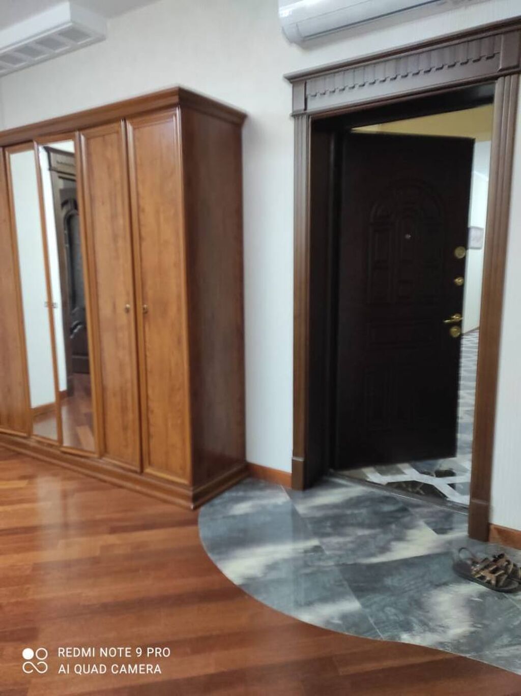 3 otaqlı, Yeni tikili, m. İnşaatçılar, 124 kv. m