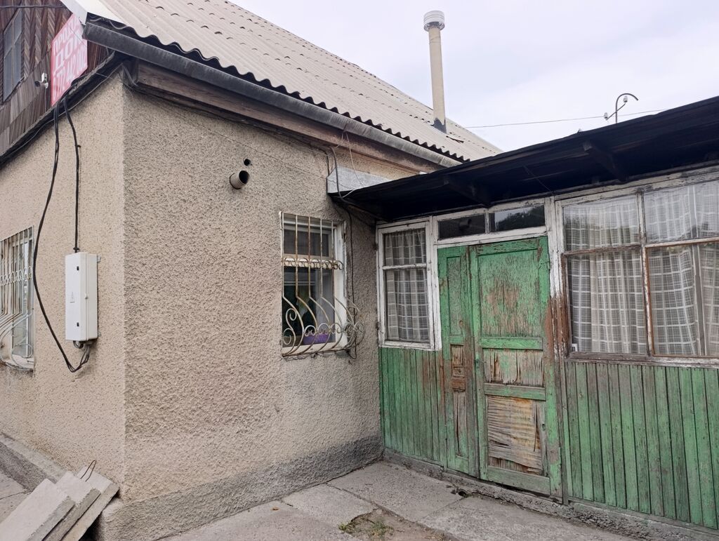 4 комнаты, 65 м², 5 соток, Бишкек, Восточный (старый) автовокзал Риэлтор: фото 4