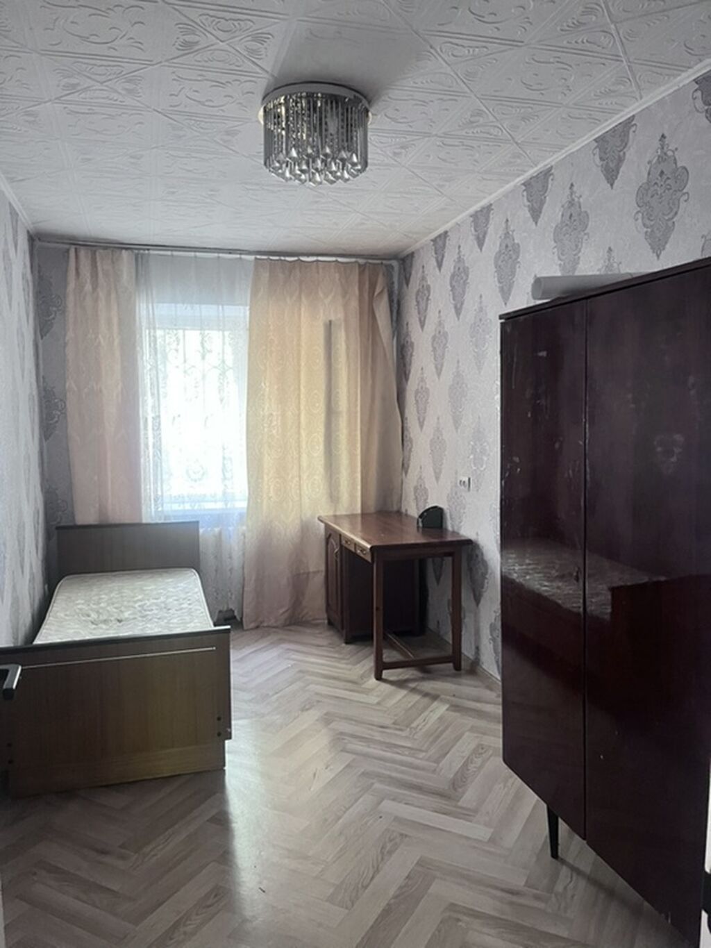Город кант Сдаётся комната в квартире. семейным не подходит -: фото 1