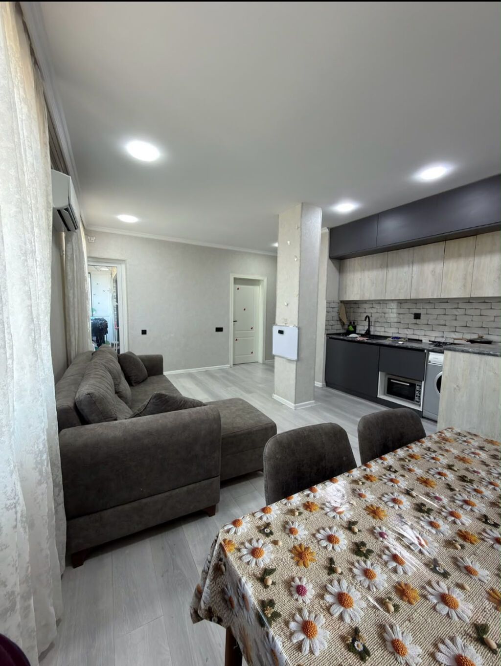 3 otaqlı, Yeni tikili, 84 kv. m