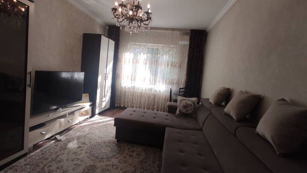 2 комнаты, 47 м², 105 серия, 2 этаж, Евроремонт: фото 1