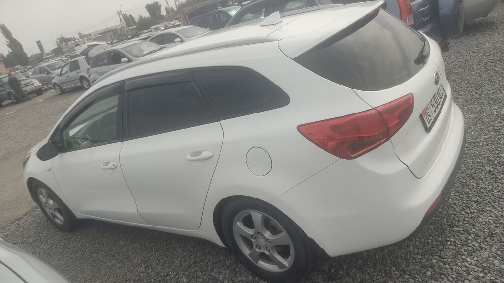 Kia Ceed: 2017 г., 1.6 л, Автомат, Бензин, Универсал: фото 6