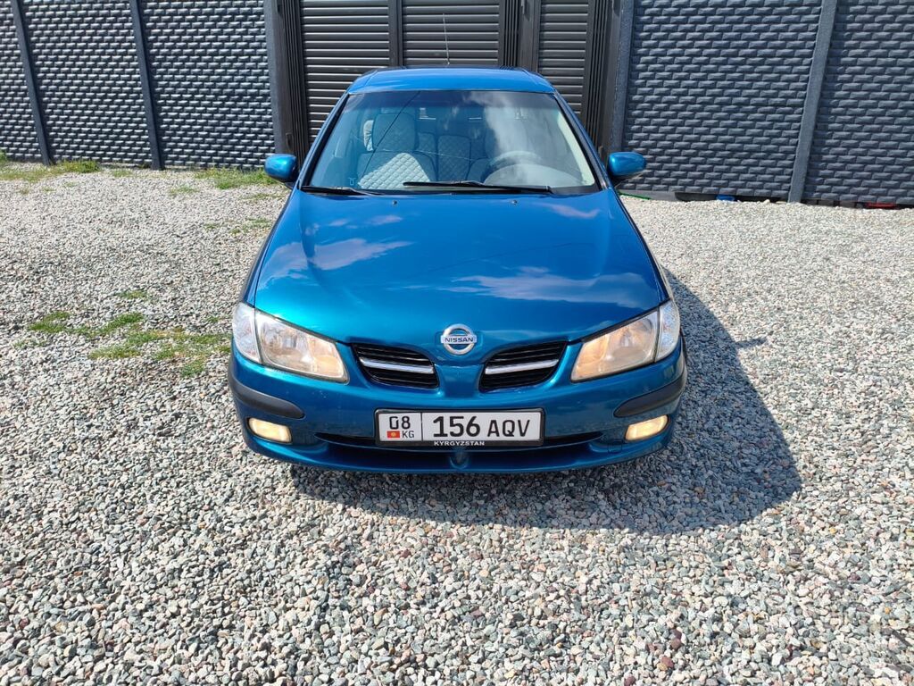 Nissan Almera 2002 г., 1.8 л, автомат, бензин, хэтчбек: фото 2