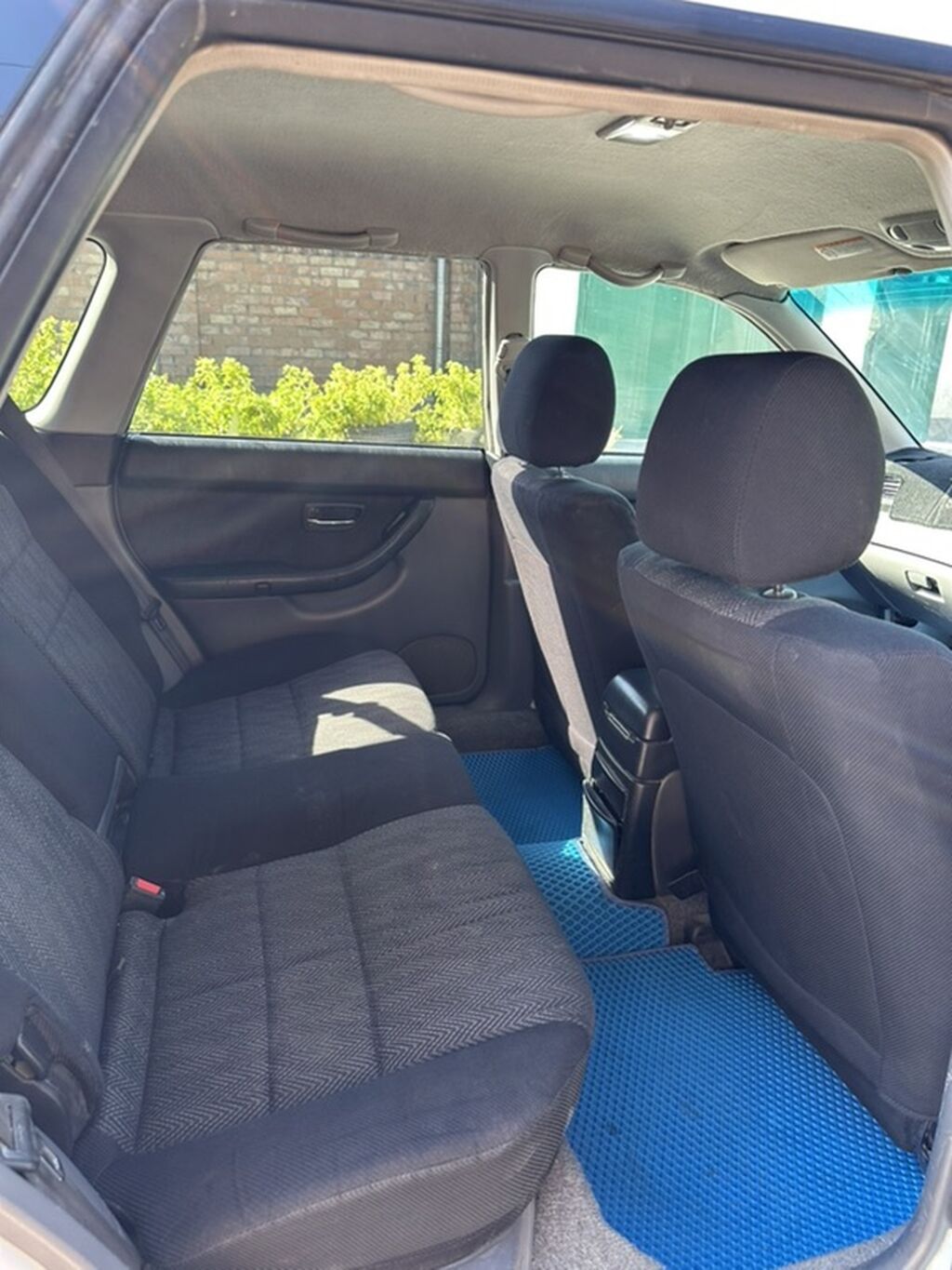 Subaru Legacy, 2002 г., 2 л, автомат, универсал: фото 6