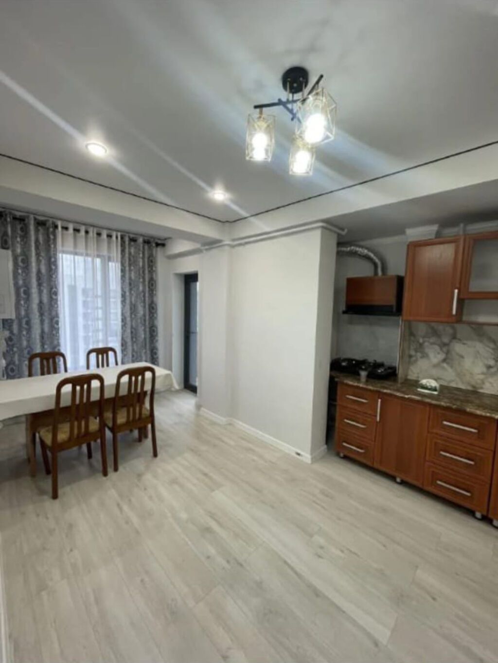 1 комната, 40 м², Дордой Моторс рынок Элитка, 11 этаж, Евроремонт: фото 2