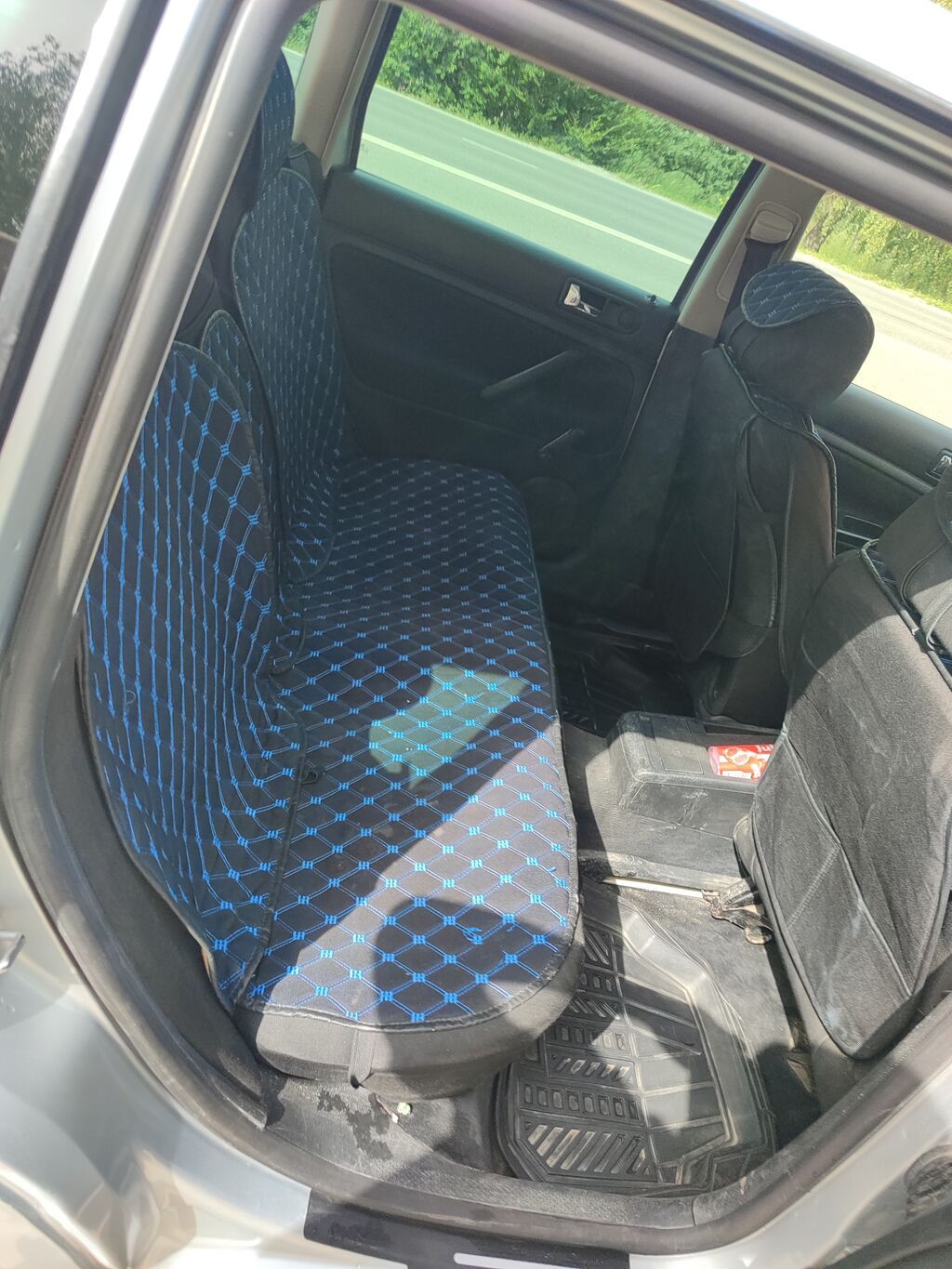 Volkswagen Passat: 2002 г., 1.6 л, Механика, Бензин, Универсал: фото 4