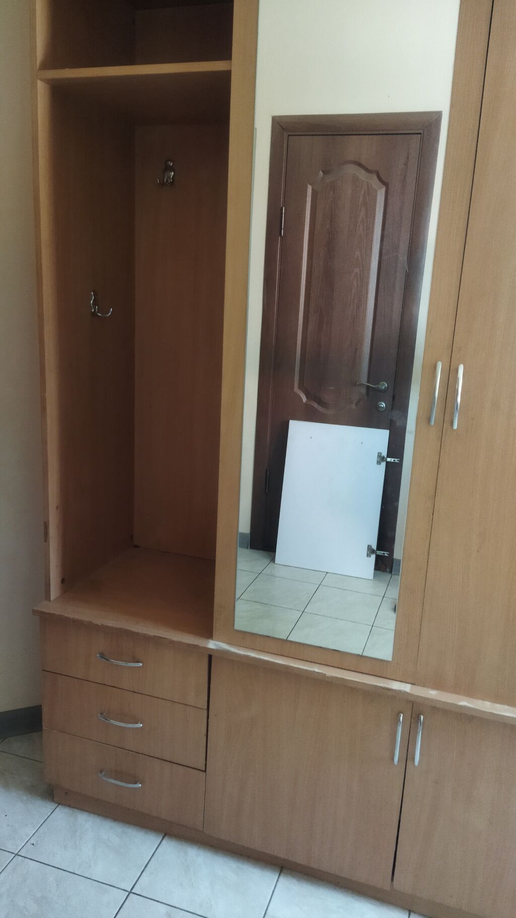 Прихожая/шкаф-купе модульный из ЛДСП в цвете светлого дуба. Район: фото 3
