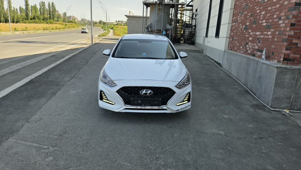Hyundai Sonata: 2023 г., 0.2 л, Автомат, Газ, Седан: фото 3