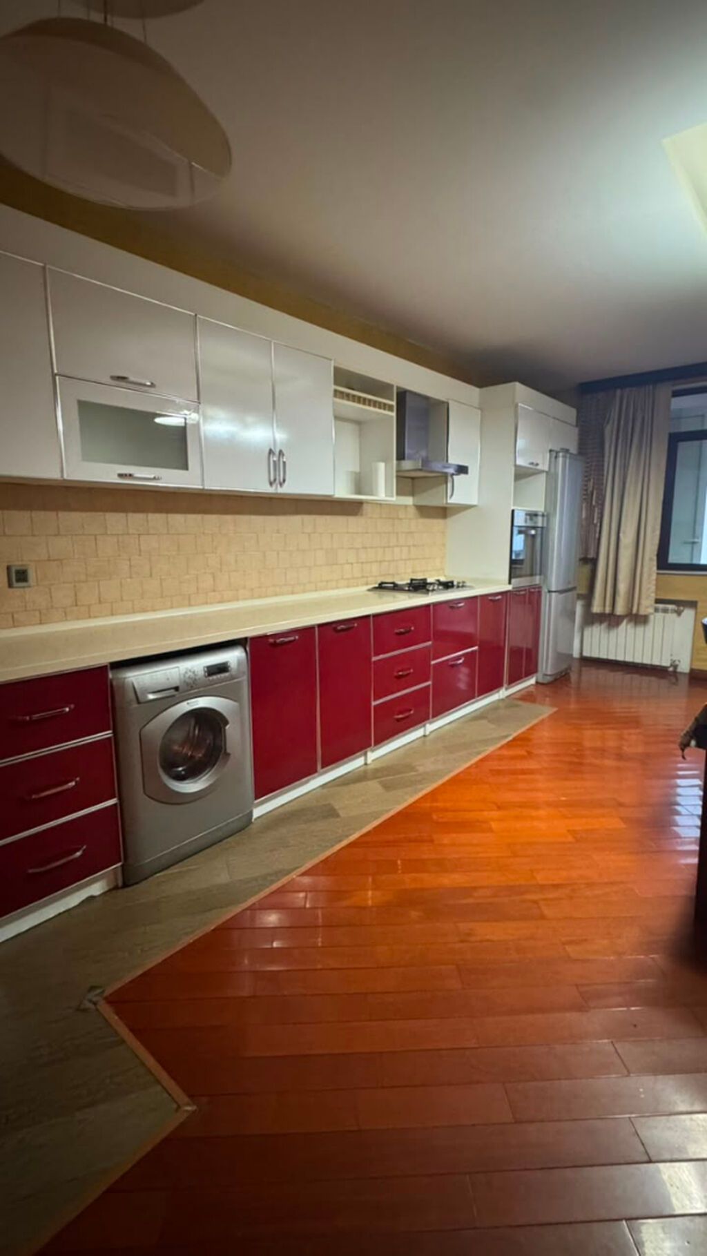 2 otaqlı, Yeni tikili, 105 kv. m