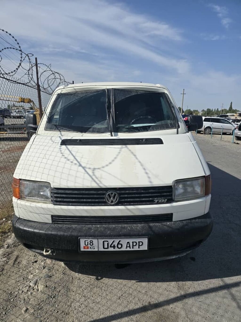 Volkswagen Transporter: 2003 г., 2.5 л, Механика, Дизель, Седан: фото 3