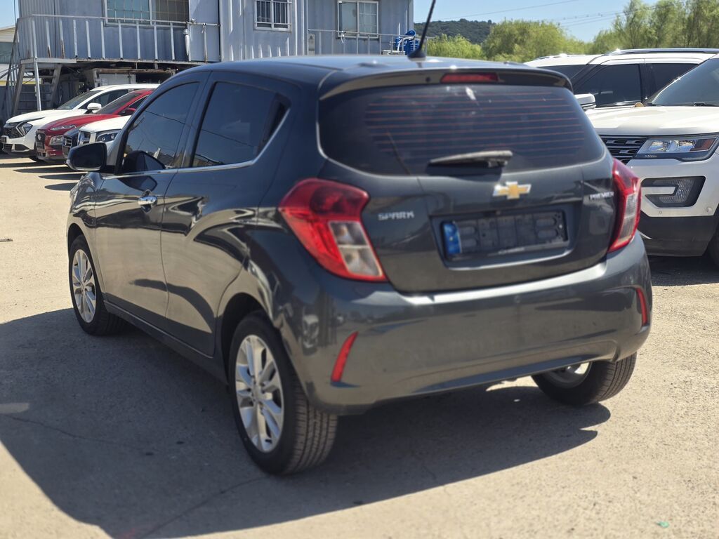 Chevrolet Spark: 2022 г., 0.1 л, Автомат, Бензин, Хэтчбэк: фото 4