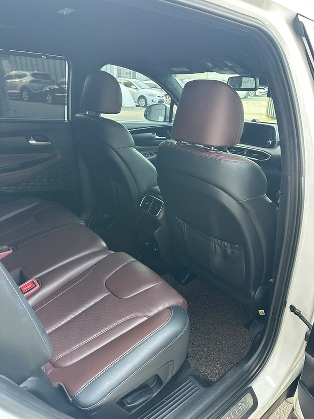 Hyundai Santa Fe: 2019 г., 2 л, Автомат, Бензин, Кроссовер: фото 3