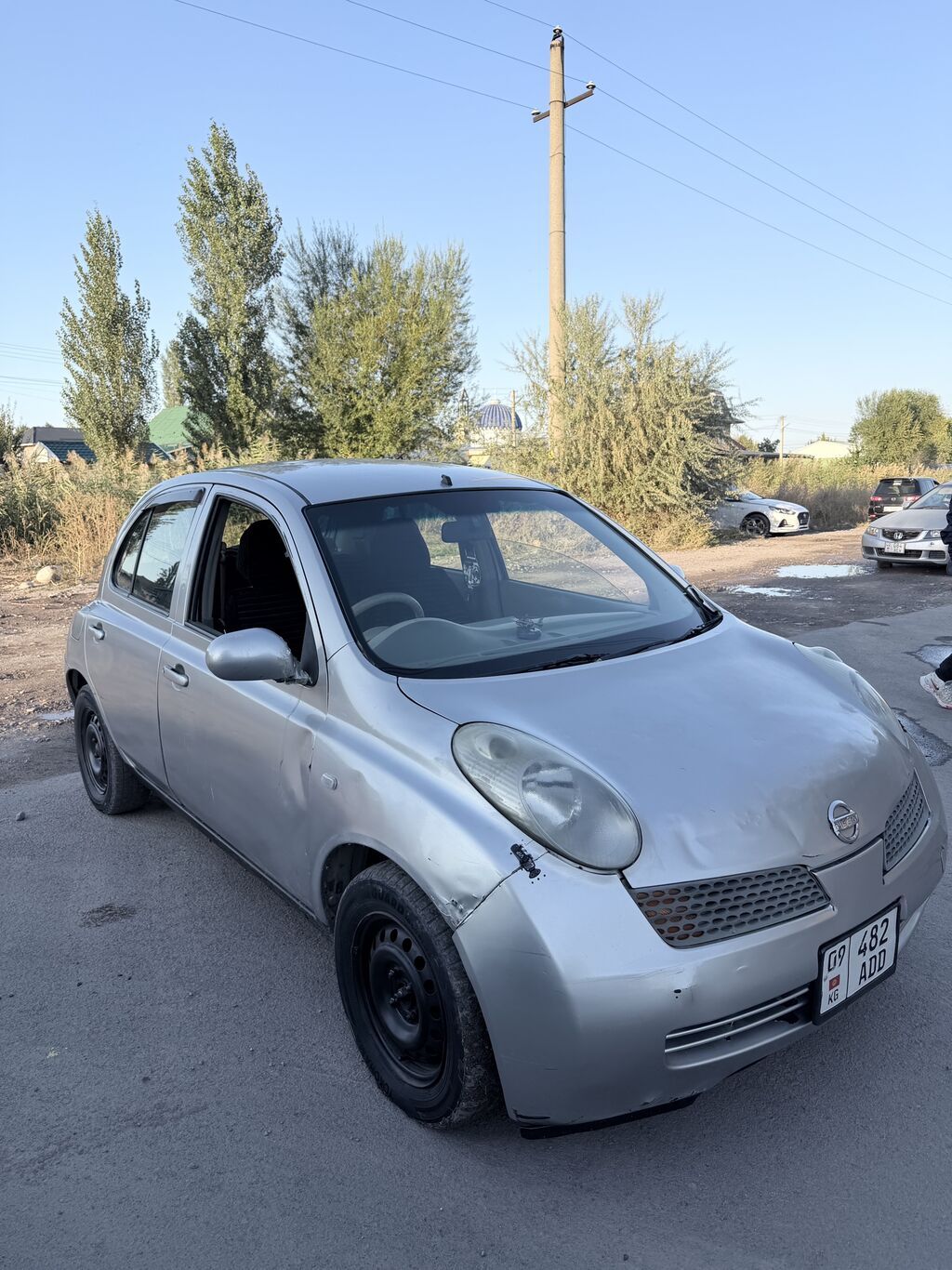 Nissan March: 2003 г., 1.3 л, Автомат, Бензин, Хэтчбэк: фото 3