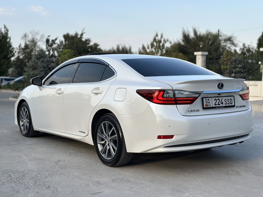 Lexus ES: 2016 г., 2.5 л, Автомат, Гибрид, Седан: фото 7