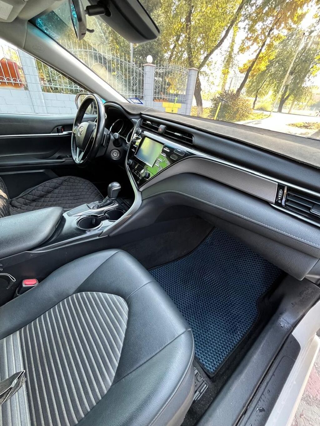 Toyota Camry: 2019 г., 2.5 л, Автомат, Бензин, Седан: фото 5