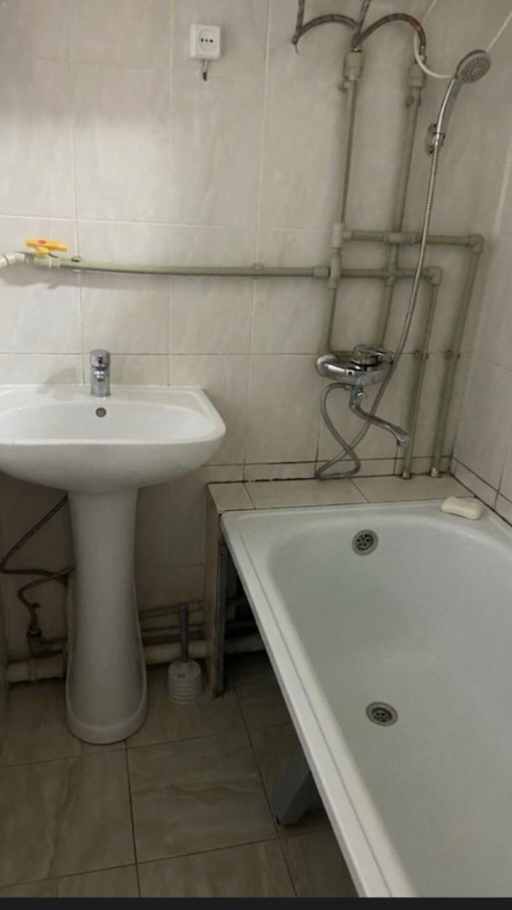 3 комнаты, 54 м², Хрущевка, 1 этаж, Косметический ремонт: фото 6