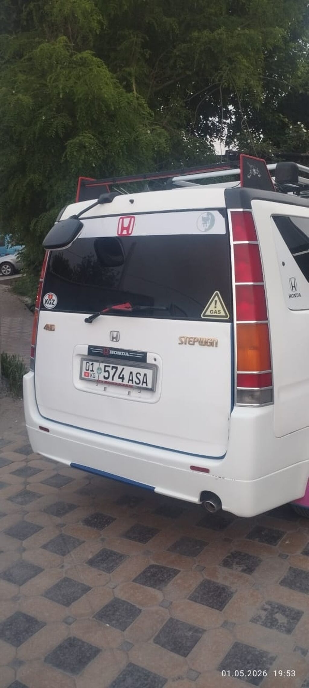 Honda Stepwgn: 1998 г., 2 л, Автомат, Газ, Минивэн: фото 4