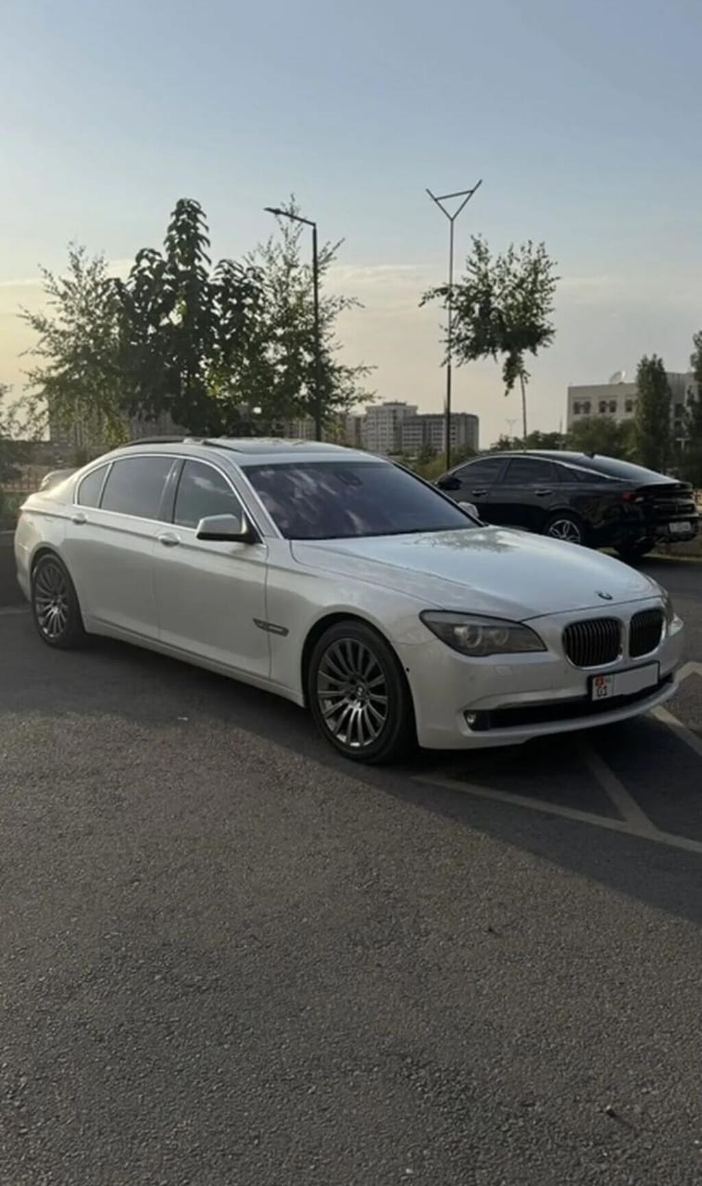 BMW 7 series: 2011 г., 6 л, Автомат, Бензин, Седан: фото 2