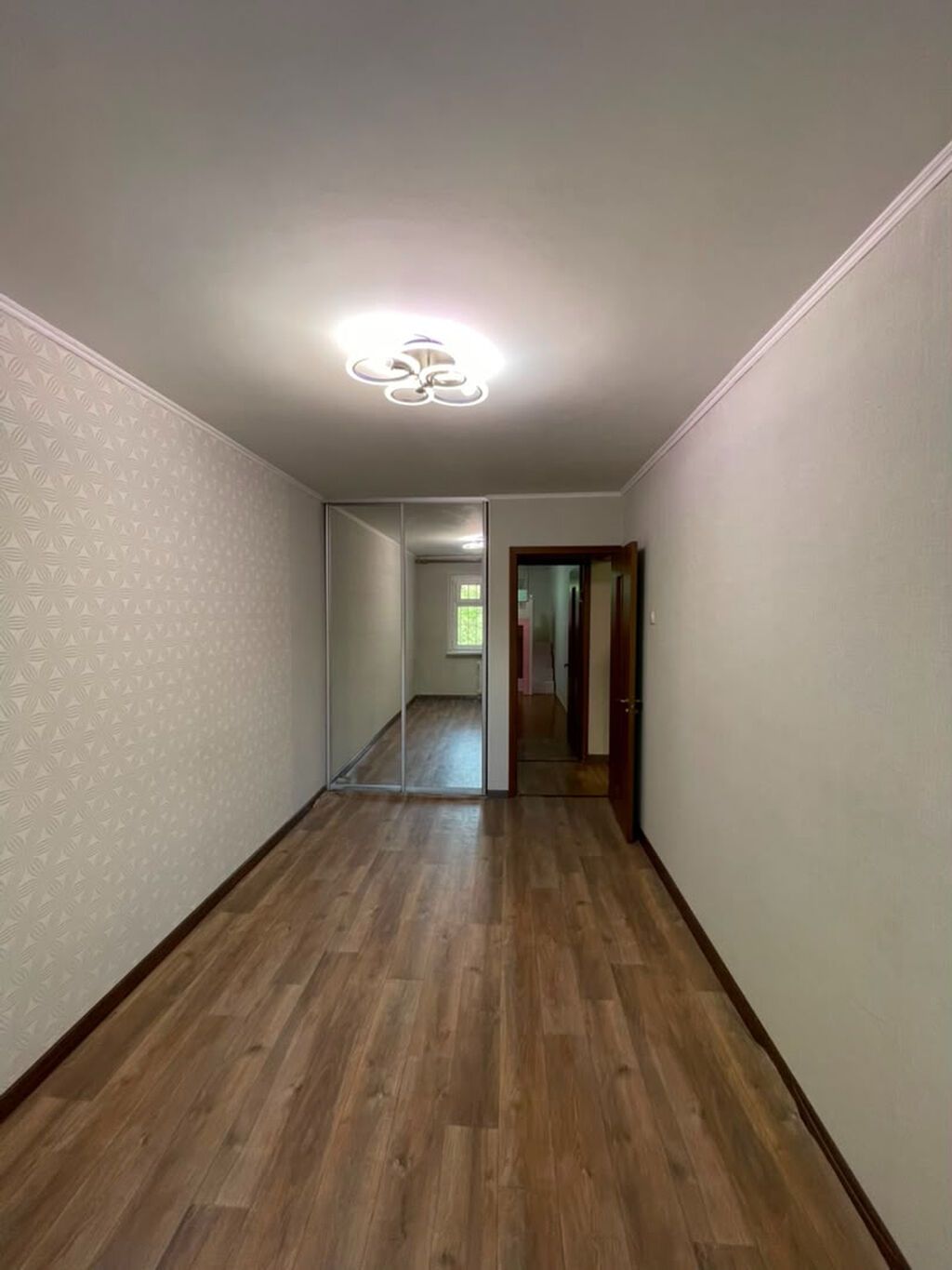 3 комнаты, 58 м², 6 мкр 104 серия, 2 этаж, Косметический ремонт: фото 7