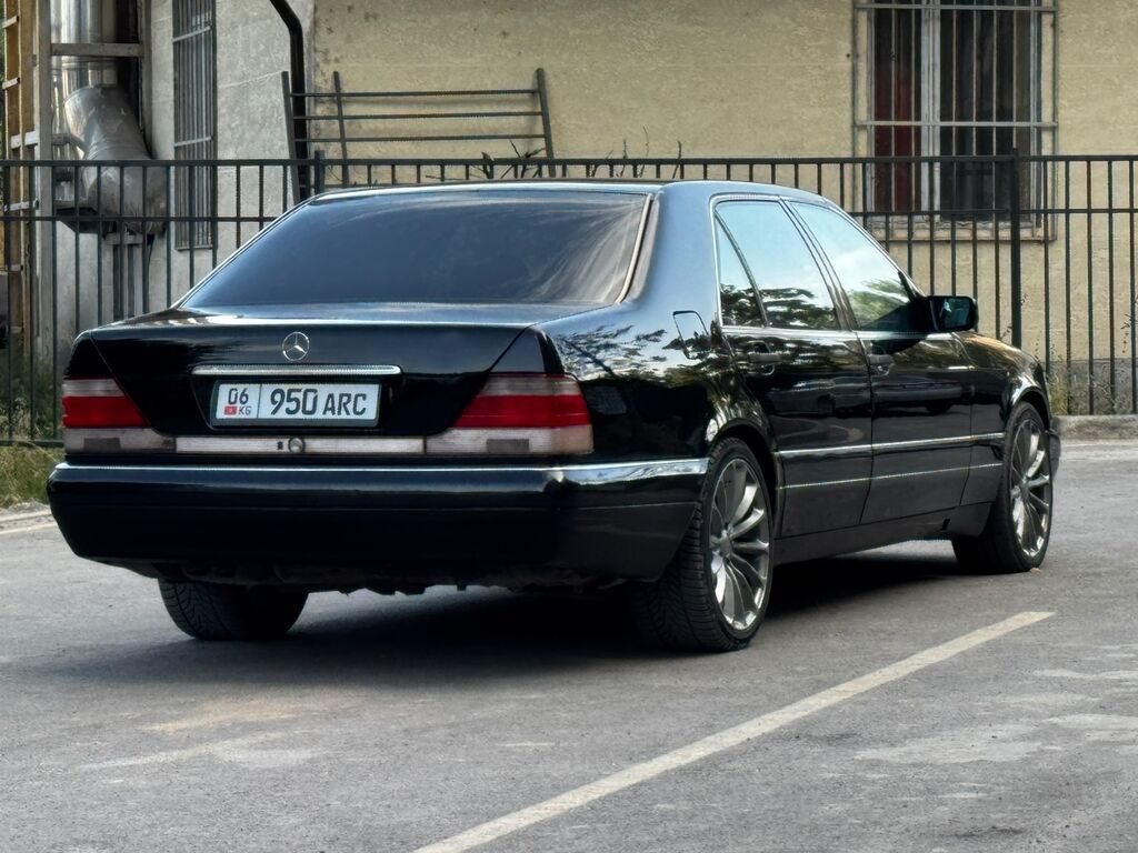 Mercedes-Benz S-Class: 1997 г., 5 л, Автомат, Бензин, Седан: фото 3