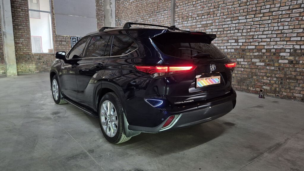 Toyota Highlander: 2020 г., 2.5 л, Гибрид, Кроссовер: фото 6