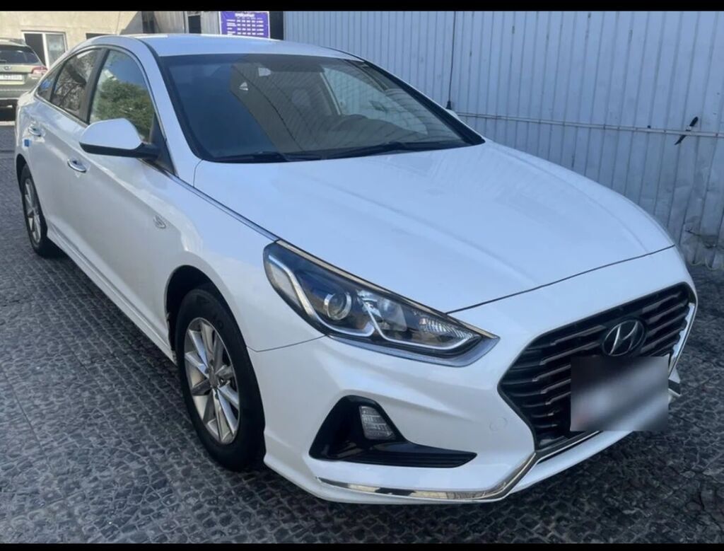 Hyundai Sonata: 2018 г., 2 л, Автомат, Газ, Седан: фото 2