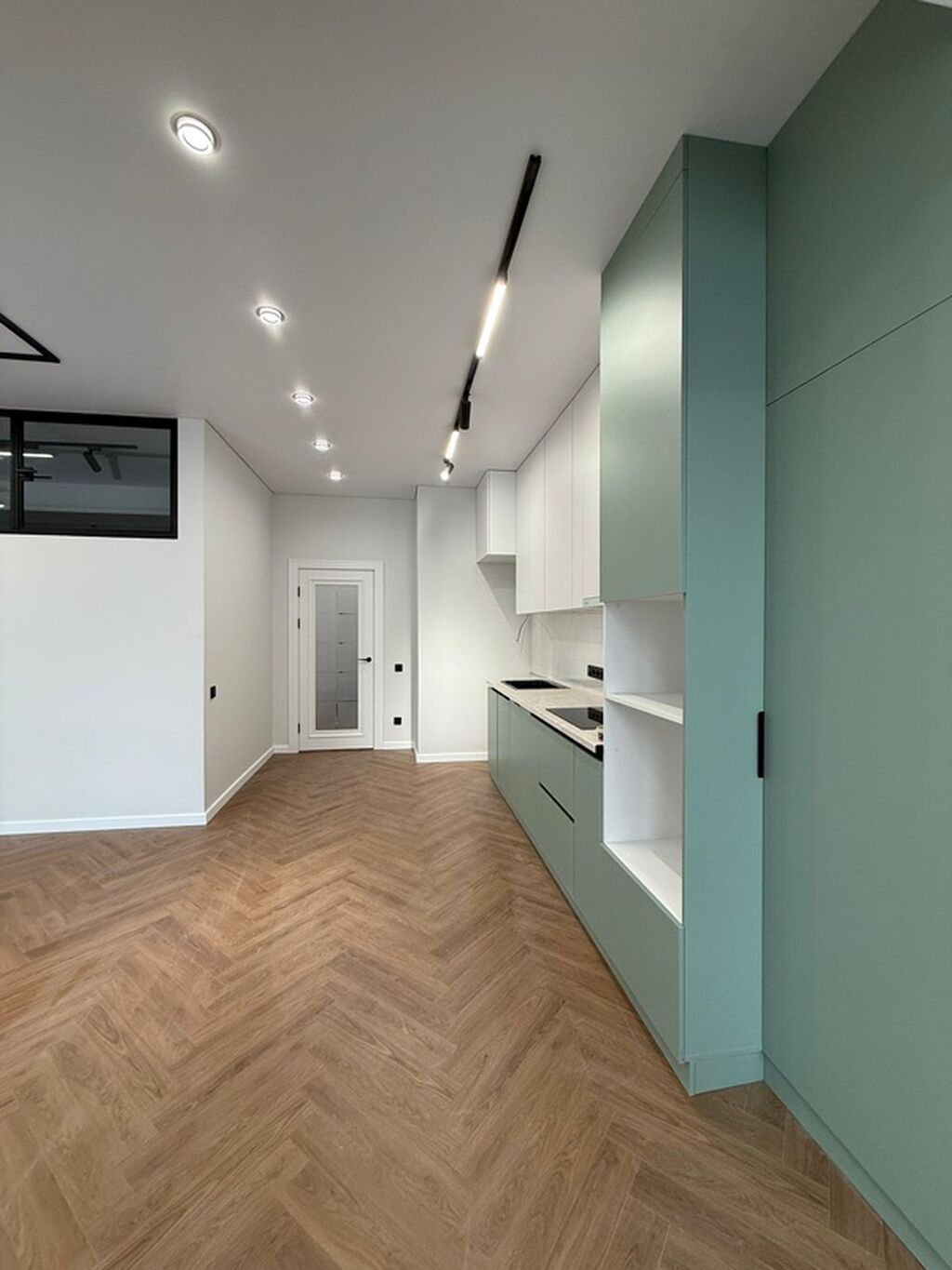 3 комнаты, 82 м², Элитка, 11 этаж, Дизайнерский ремонт: фото 3